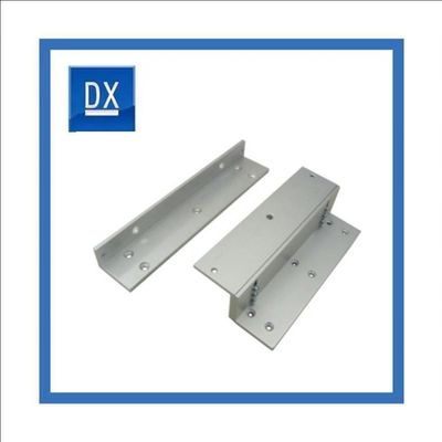 品質  90 Degree L Shape Metal Stamping Bracket 工場